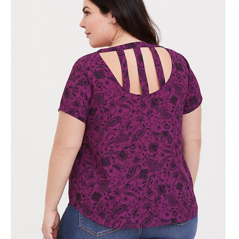 Torrid ABBEY - PURPLE PAISLEY CAGE BACK BLOUSE - Picture 2 of 6